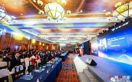 双喜临门！上海盛煌注册在“2017中国人力资源评选”中斩获双项大奖